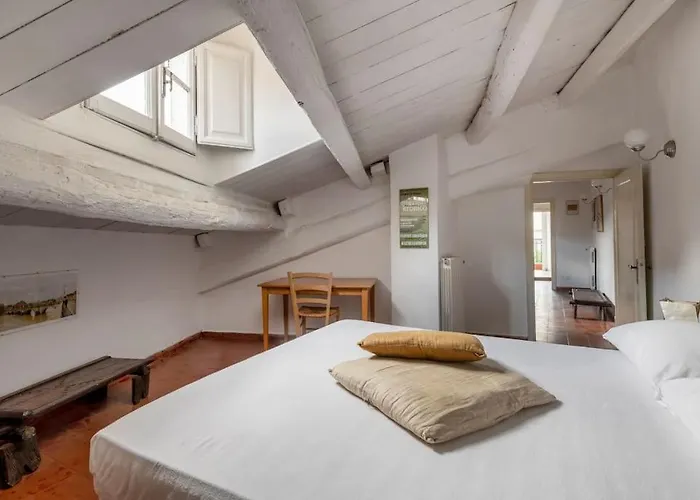 Bright Penthouse Downtown Daire